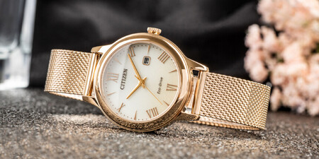 Kis női órák vékony csuklóra (320 000 Ft-ig) – Fotógaléria