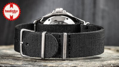 nylon óraszíj Ricardo Kronplatz, fekete, NATO