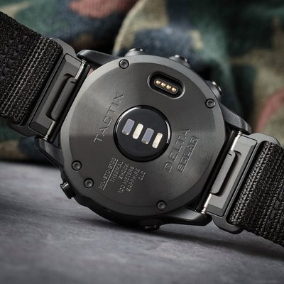 Garmin Tactix Delta PRO Solar Sapphire (+ pót szíj)