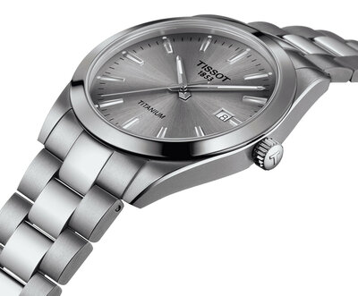 Tissot Gentleman Quartz Titanium T127.410.44.081.00