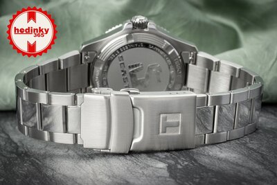 Tissot Seastar 1000 Quartz T120.210.11.011.00 (+ pótszíj)