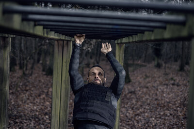 Garmin Tactix 7 Pro Solar Sapphire Ballistics Edition fekete nylon szíj (+ pót szíj)