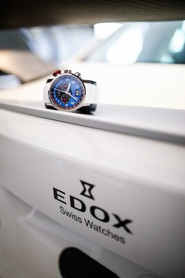 Edox Chronorally Quartz Chronograph 38001 TINR BUDN BMW Limited Edition 2000pcs (+ pótszíj)