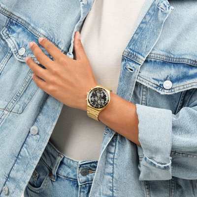 Swatch A fekete YVG418G