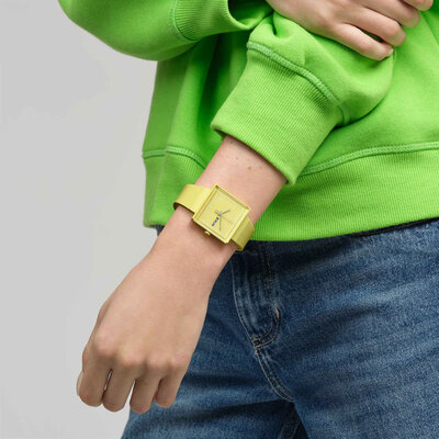 Swatch What If...Lemon? SO34J700