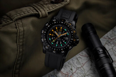 Luminox Land XL.8825.H.SET (+ tartalék szíj)