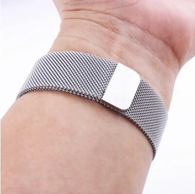 Acél szíj Ricardo 20mm (Garmin Fenix 8/7S/6S (43mm) stb.-hez), ezüst, milánói, QuickFit