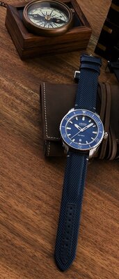 Union Glashütte Belisar Date Sport D009.907.11.047.00 (+ pótszíj)