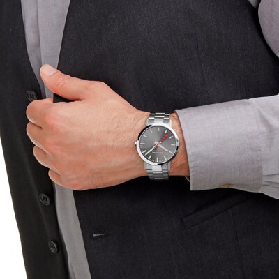 Mondaine Classic Quartz A660.30360.81SBJ