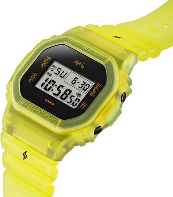 Casio G-Shock Original DWE-5600JB-1A9ER J. Balvin Collaboration (+tartalék szíj és lünetta)