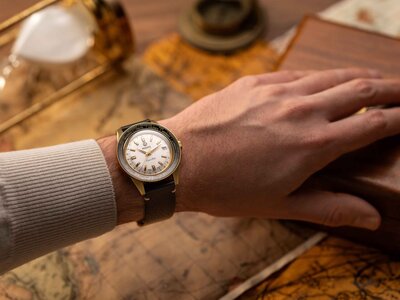 Rado Captain Cook Over-Pole R32193018 Limited Edition 1962 pcs (+ pótszíj és utazótáska)