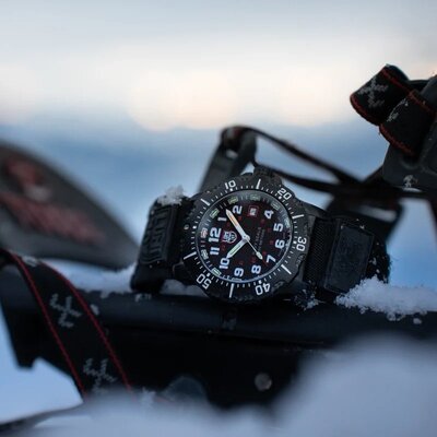 Luminox Navy Seal 4230 Series XS.4231.SET (+ tartalék szíj)