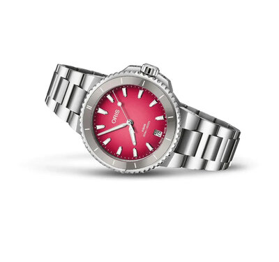 Oris Aquis Date Taste of Summer 2025 Automatic 01 733 7792 4158-07 8 19 05P