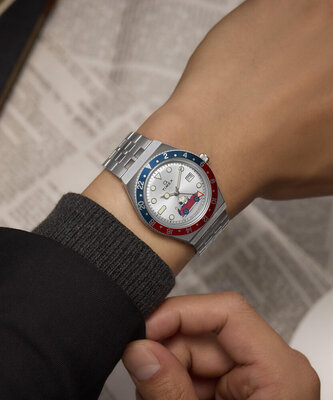Timex Peanuts Q TW2W83300UK