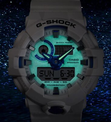 Casio G-Shock Original GA-700HDS-7AER Hidden Glow Series