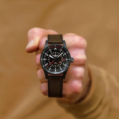 Fortis Flieger F-43 Triple-GMT Automatic COSC Chronometer F4260004 Limited Edition 100pcs (+ tartalék szíj)