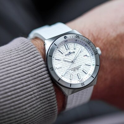 Fortis Marinemaster M-40 Automatic F8120009