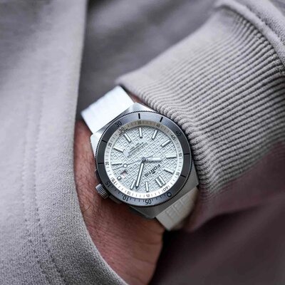 Fortis Marinemaster M-40 Automatic F8120009