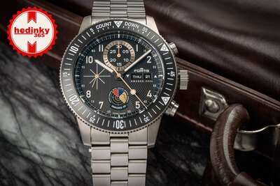 Fortis Novonaut N-42 Automatic Chronograph Amadee-24 F2040016 Limited Edition 100pcs (+ pótszíj)