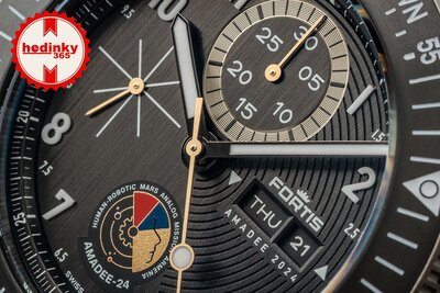 Fortis Novonaut N-42 Automatic Chronograph Amadee-24 F2040016 Limited Edition 100pcs (+ pótszíj)