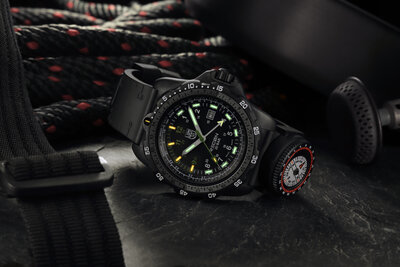 Luminox Land Recon Nav Spec XL.8837.SET (+ tartalék szíj)