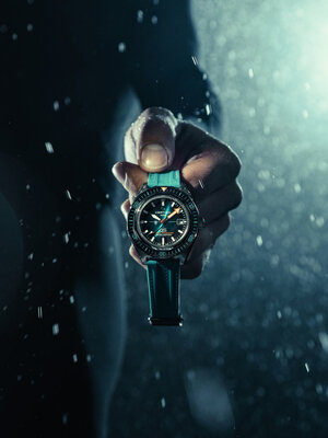Certina DS Super PH2000M Automatic Powermatic 80 C050.607.44.041.10 Limited Edition 1959 pcs (+ tartalék szíj)