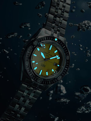 Certina DS Super PH2000M Automatic Powermatic 80 C050.607.44.361.02 (+ tartalék szíj)