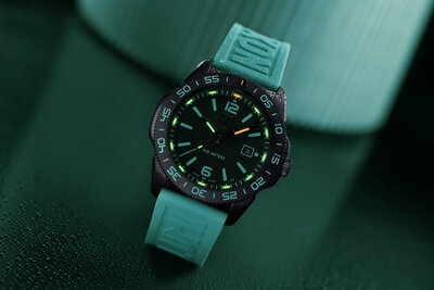 Luminox Sea XS.3124.N.SET Pacific Diver (+ tartalék szíj) Limited Edition 777pcs