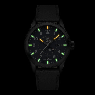 Luminox Air Pilot P-38 Lightning XA.9523