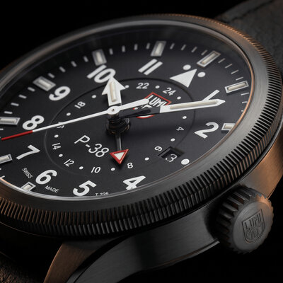 Luminox Air Pilot P-38 Lightning XA.9531