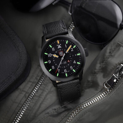 Luminox Air Pilot P-38 Lightning XA.9531