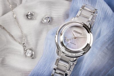 Citizen Elegant EW5520-84D