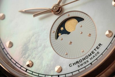 Certina DS-8 Lady Quartz COSC Chronometer Moon Phase C033.257.36.118.00