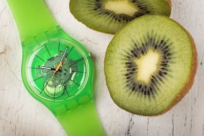 Swatch Kiwi Vibes SUOG118