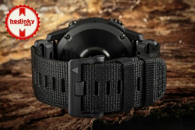 Garmin Tactix 7 Pro Solar Sapphire fekete nylon szíj (+ pót szíj)