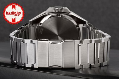 Citizen 8-as sorozatú automata NA1010-84X