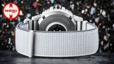 Coros Vertix 2S Moon / Nylon Band